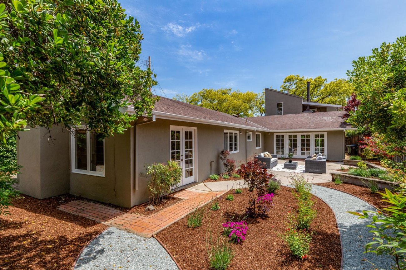 161 Walter Hays Drive, Palo Alto